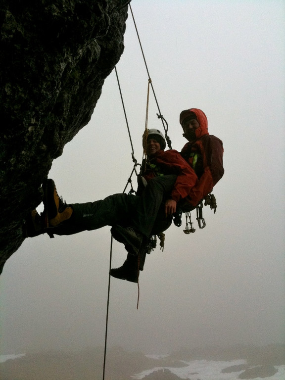 Bergrettung Felskurs 2010.jpg