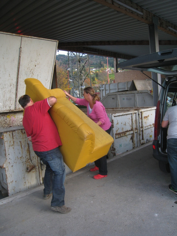 Abfall Sammlung Recyclingstation 2010 _4__jpg-1291487255