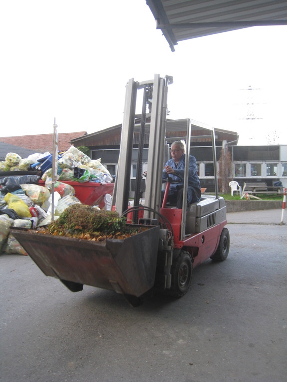 Abfall Sammlung Recyclingstation 2010 _25__jpg-1291487538