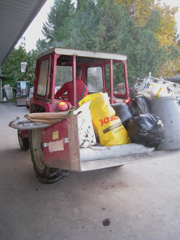 Abfall Sammlung Recyclingstation 2010 _27__jpg-1291487567