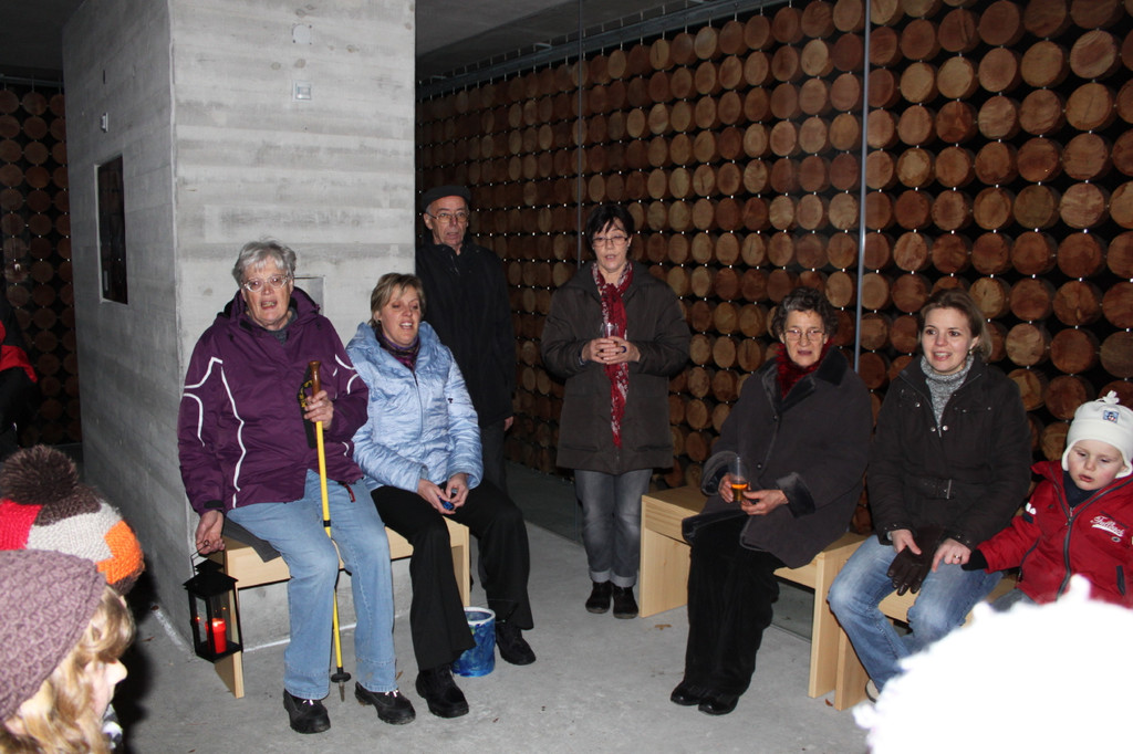 Adventfenster Familienkapelle 08-12-2010 _17__1.jpg