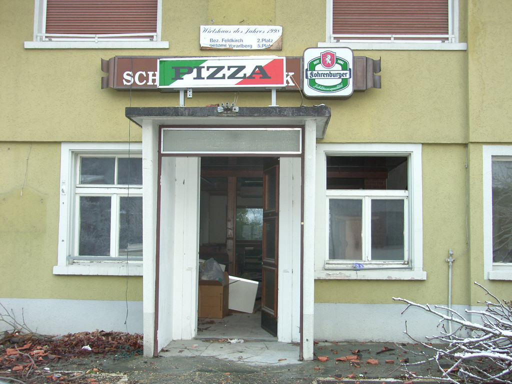 SH106793_JPG-1292054824