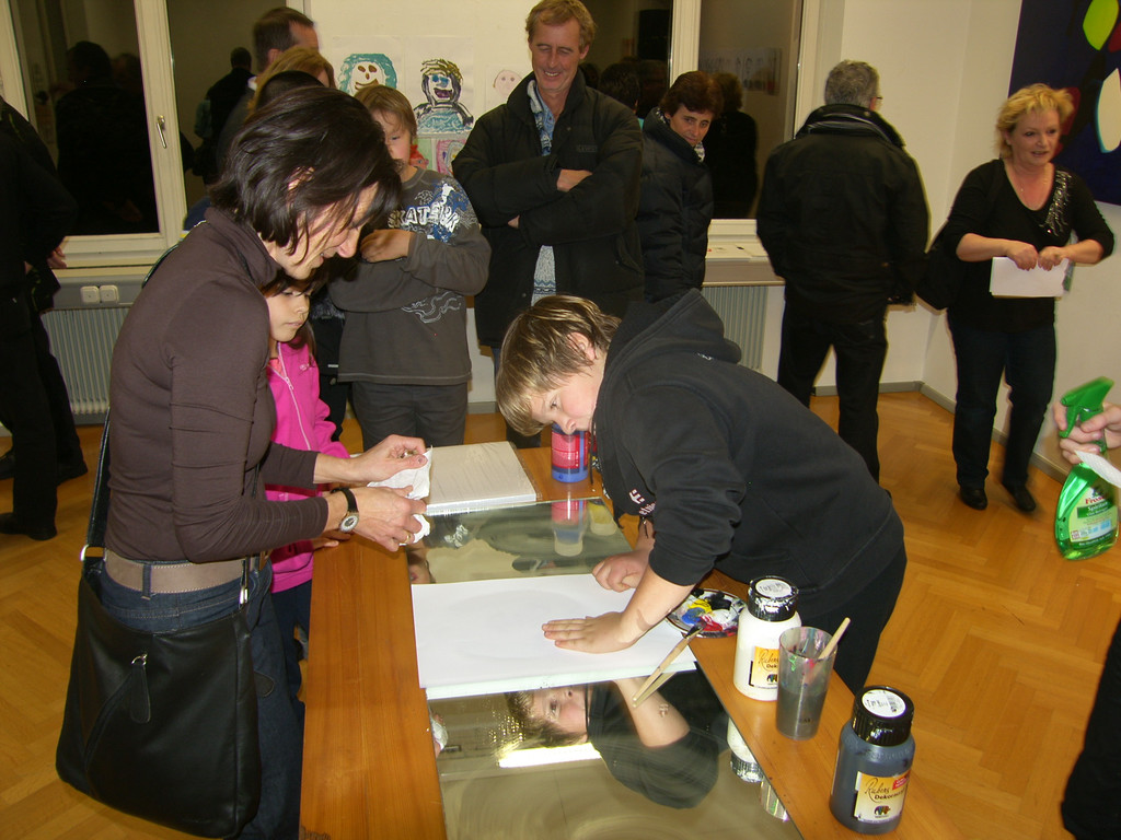 SH106903_JPG-1292061477