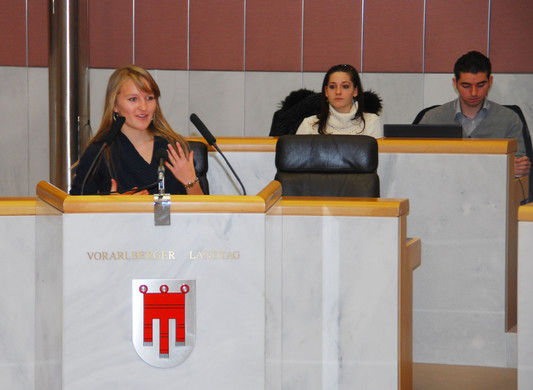 schulparl11_jpg-1292157603