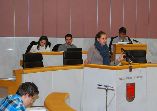 schulparl20_jpg-1292157692