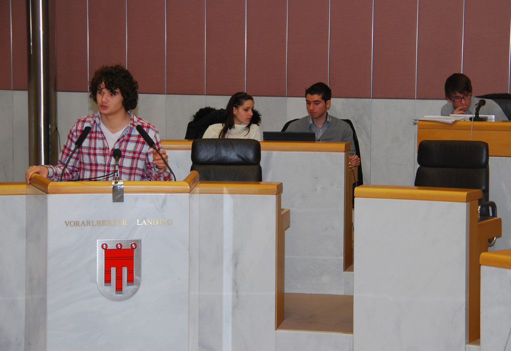 schulparl13_jpg-1292158791
