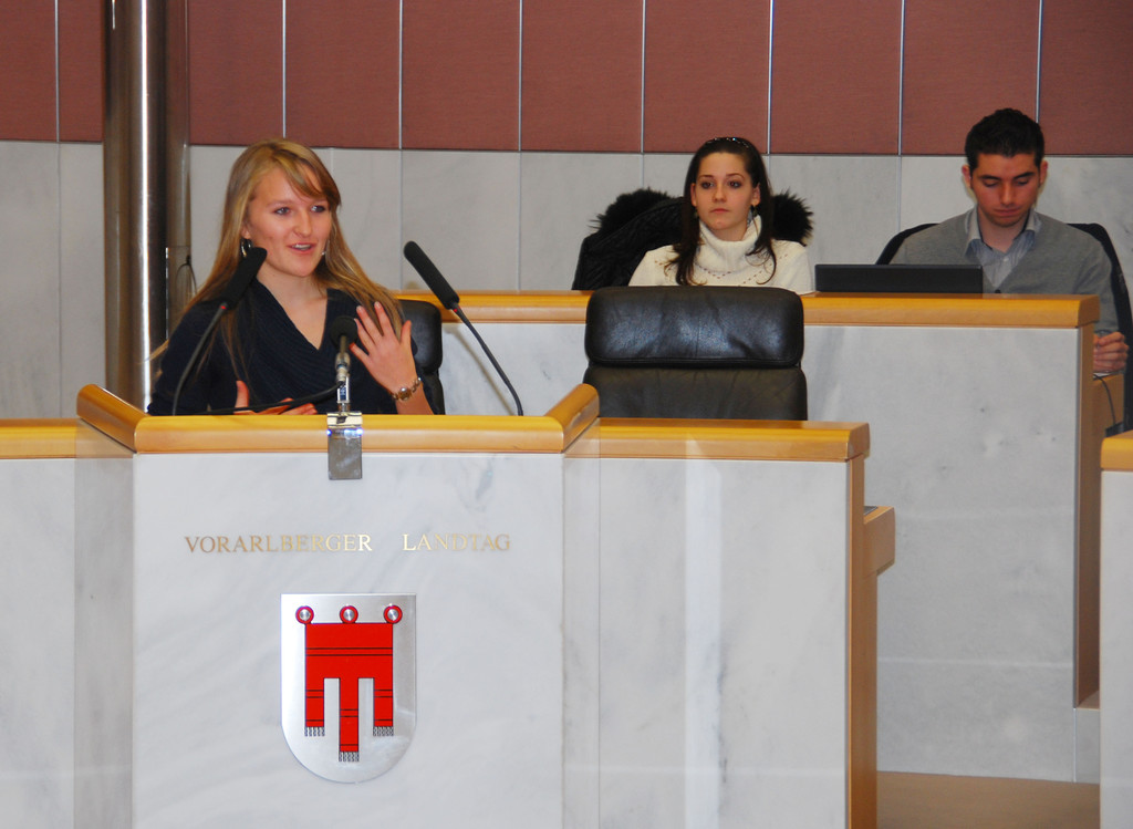 schulparl11_jpg-1292158775