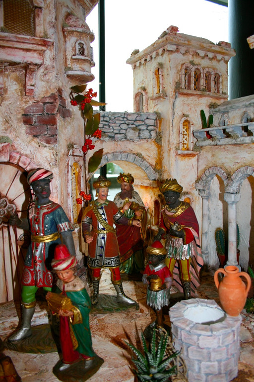 BK_krippenausstellung_tisis 16_jpg-1292165140