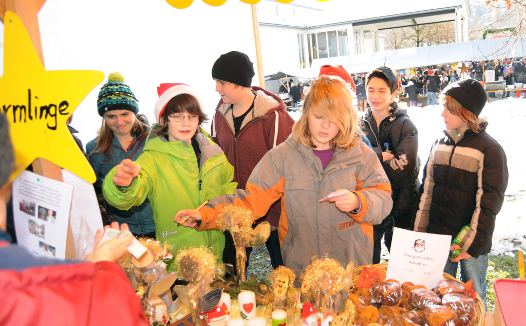 Markt Gai__au 12_12_201033_jpg-1292168014