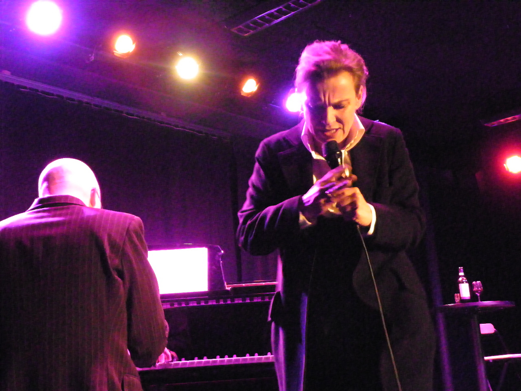 108_2401_jpg-1292194705