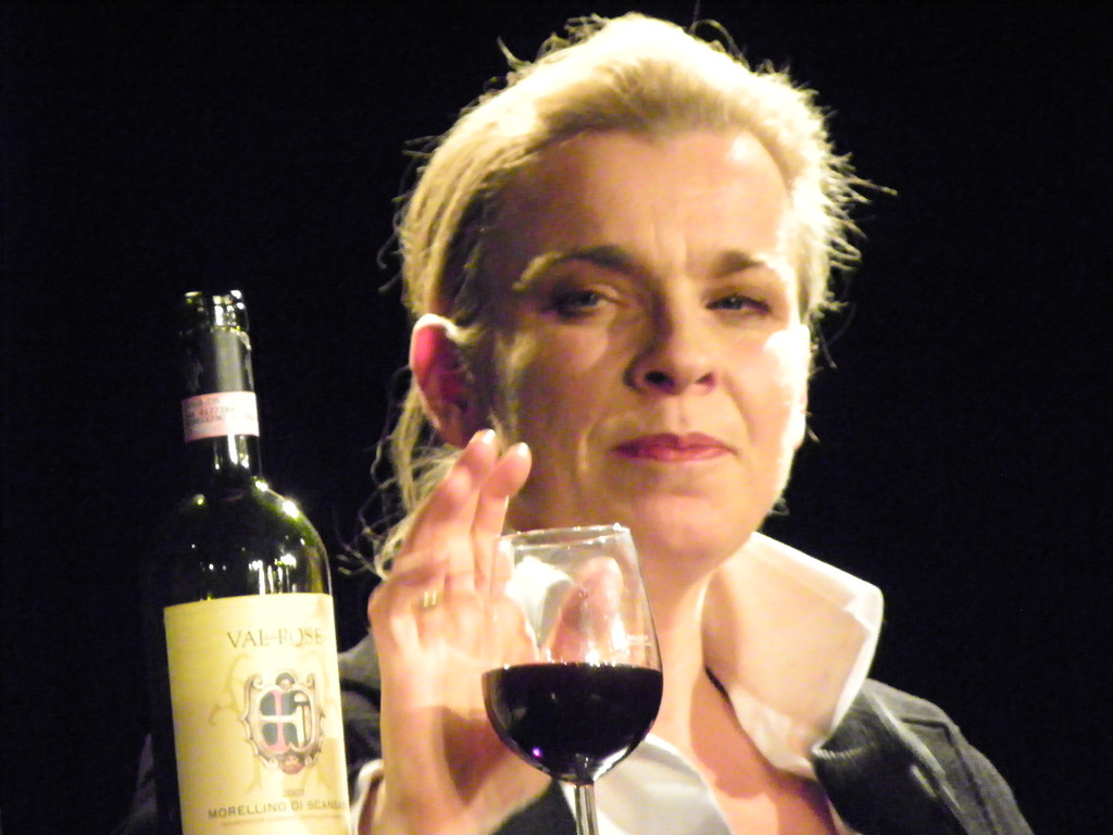 108_2373_jpg-1292194653