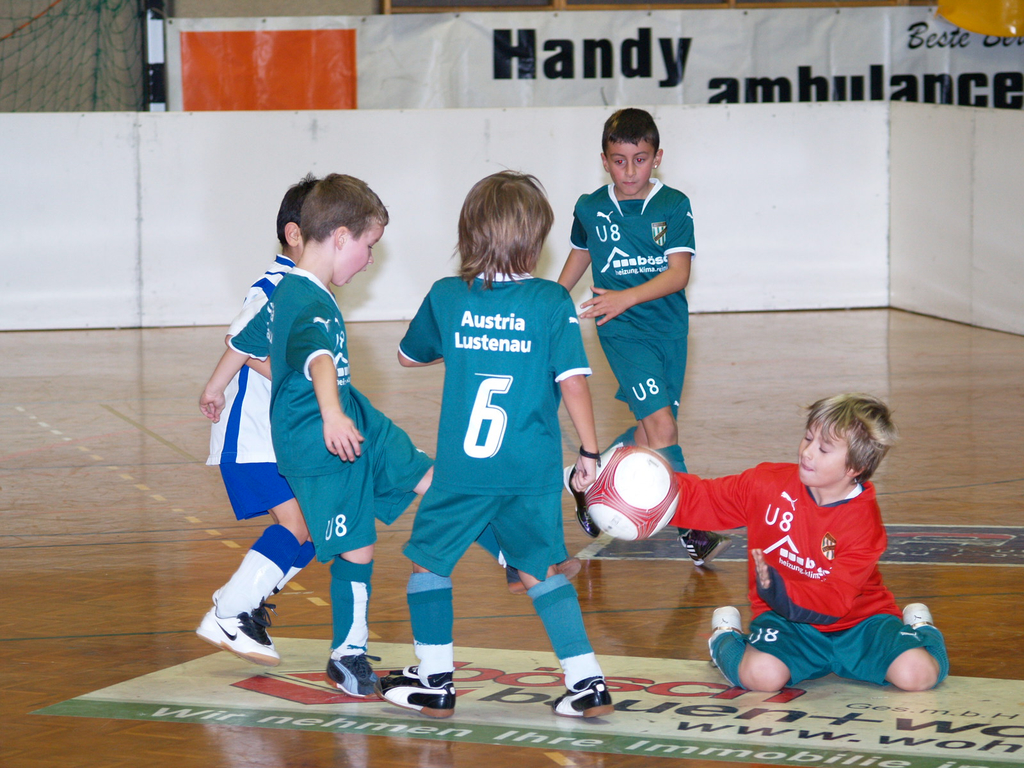 AS100048_JPG-1292287065