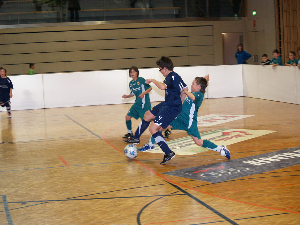 AS120012_JPG-1292287306