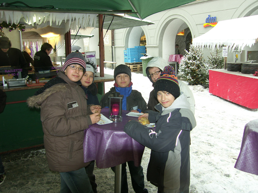SH106970_JPG-1292658468