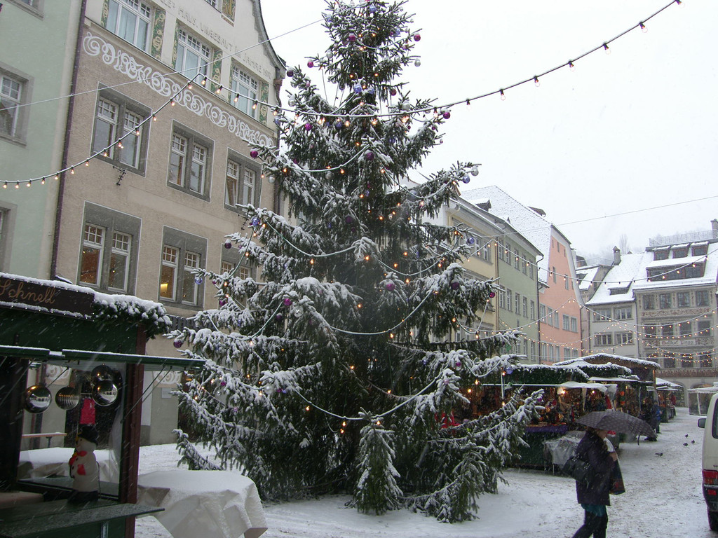 SH106967_JPG-1292658442