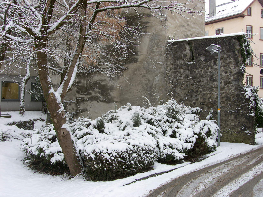 SH106982_JPG-1292658592