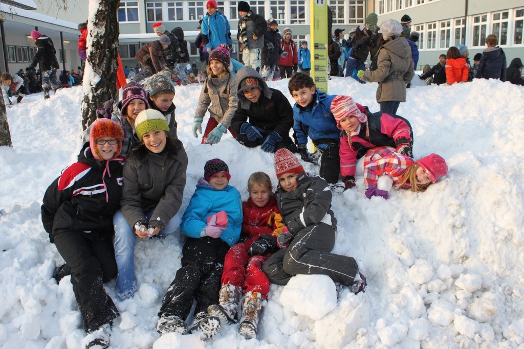 Gro__e Pause in der Volksschule _1__jpg-1292791653
