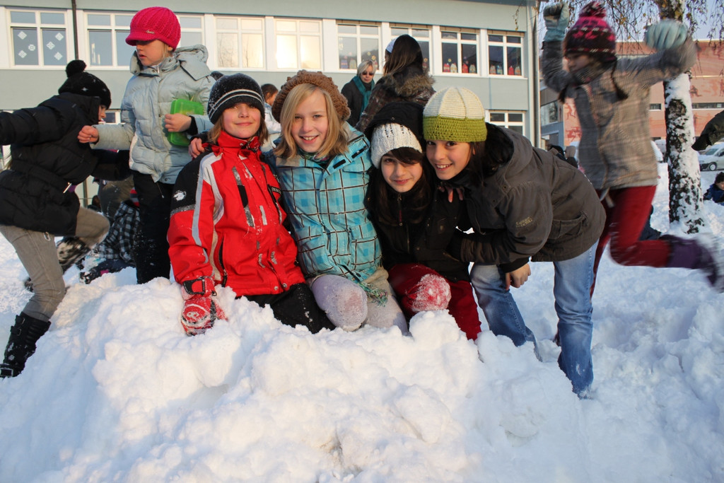 Gro__e Pause in der Volksschule _5__jpg-1292791717