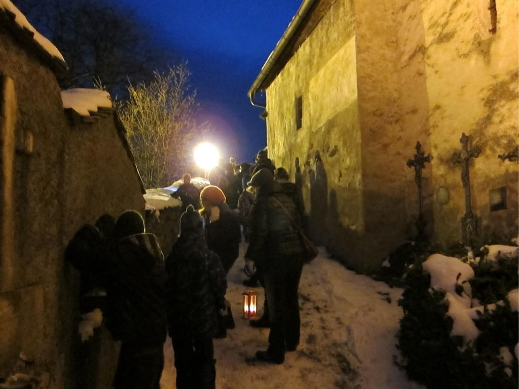KOE_Waldweihnacht Pfadis 8_jpg-1292834004