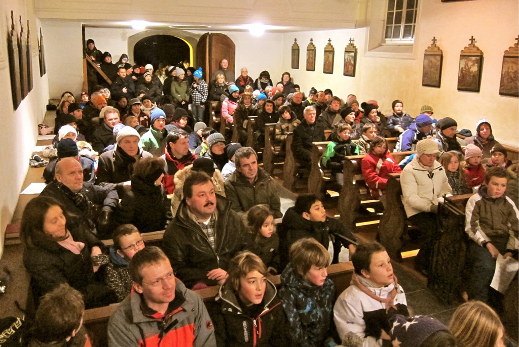 KOE_Waldweihnacht Pfadis 14_jpg-1292834049