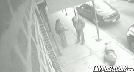 Passanten lassen New Yorker Helden 