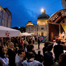 8_ In 48 Stunden um die Welt am Kaiviertelfest E_ Mayer Altstadtmarcketing Mai.jpg