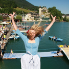 15_ goessl-dirndlflugtag-im-st-wolfgang-seepromenade_1_ juli eraffe.jpg