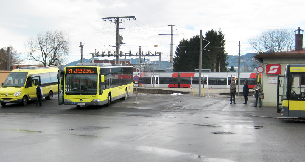 Drehscheibe Bahnhof a_jpg-1293111189