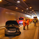 28 a_ Frontalzusammensto__ auf der A10 im Tauerntunnel Vier Verletzte Aug FF Zederhaus.jpg