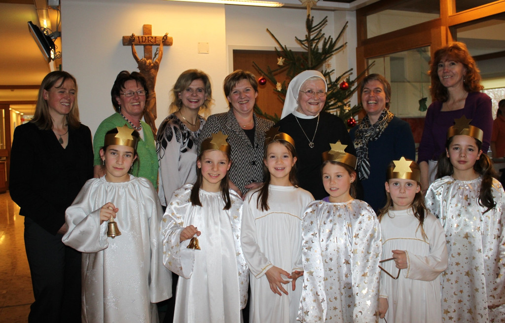 Jesuheim Weihnachtsfeier 2010 _16__jpg-1293122840