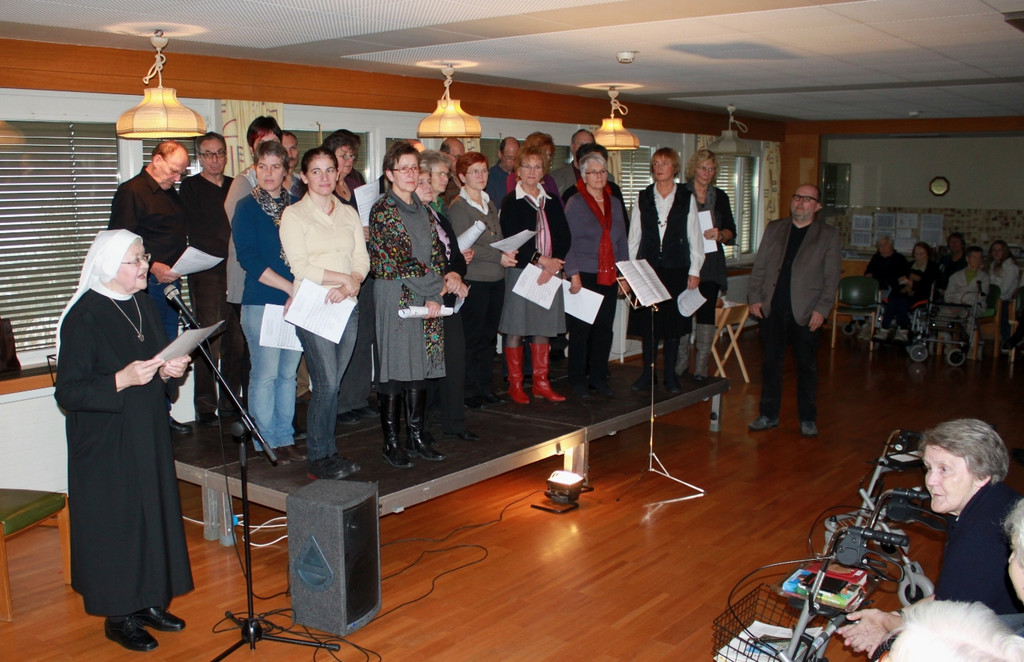 Jesuheim Weihnachtsfeier 2010 _14__jpg-1293122801