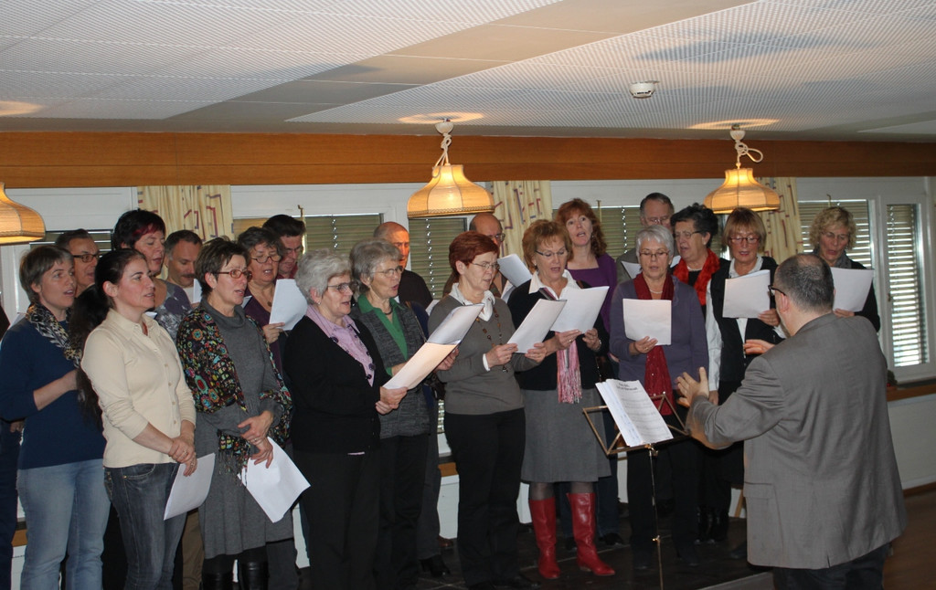 Jesuheim Weihnachtsfeier 2010 _4__jpg-1293122632