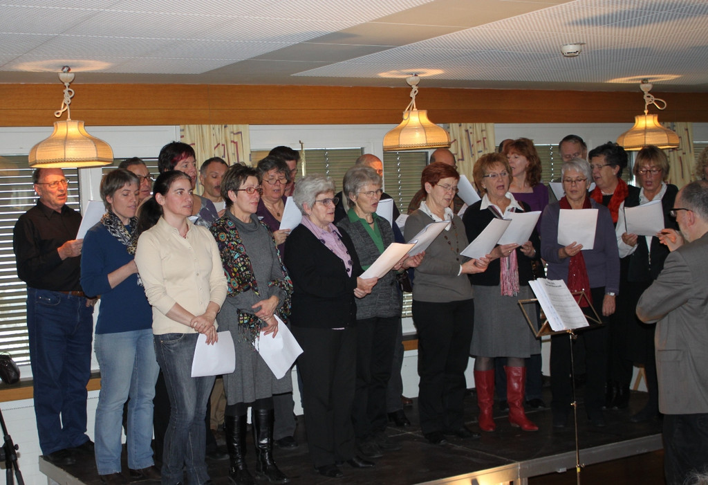 Jesuheim Weihnachtsfeier 2010 _5__jpg-1293122650