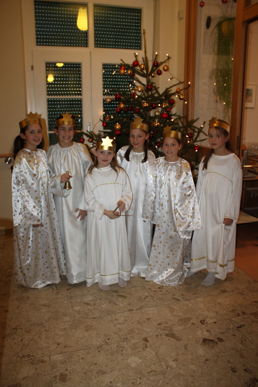 Jesuheim Weihnachtsfeier 2010 _21__jpg-1293122936