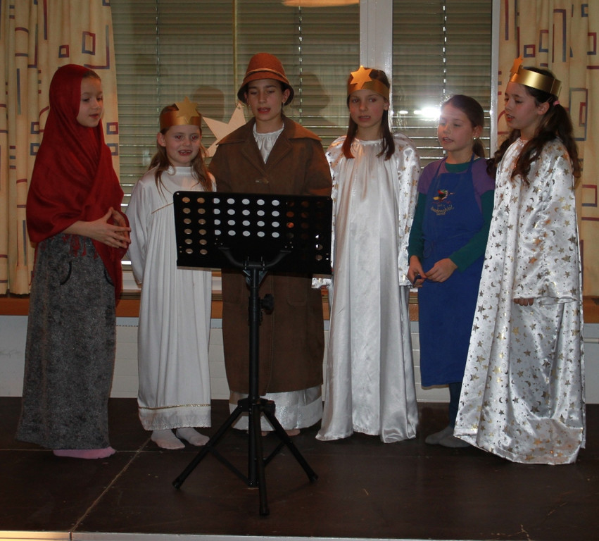 Jesuheim Weihnachtsfeier 2010 _8__jpg-1293122696