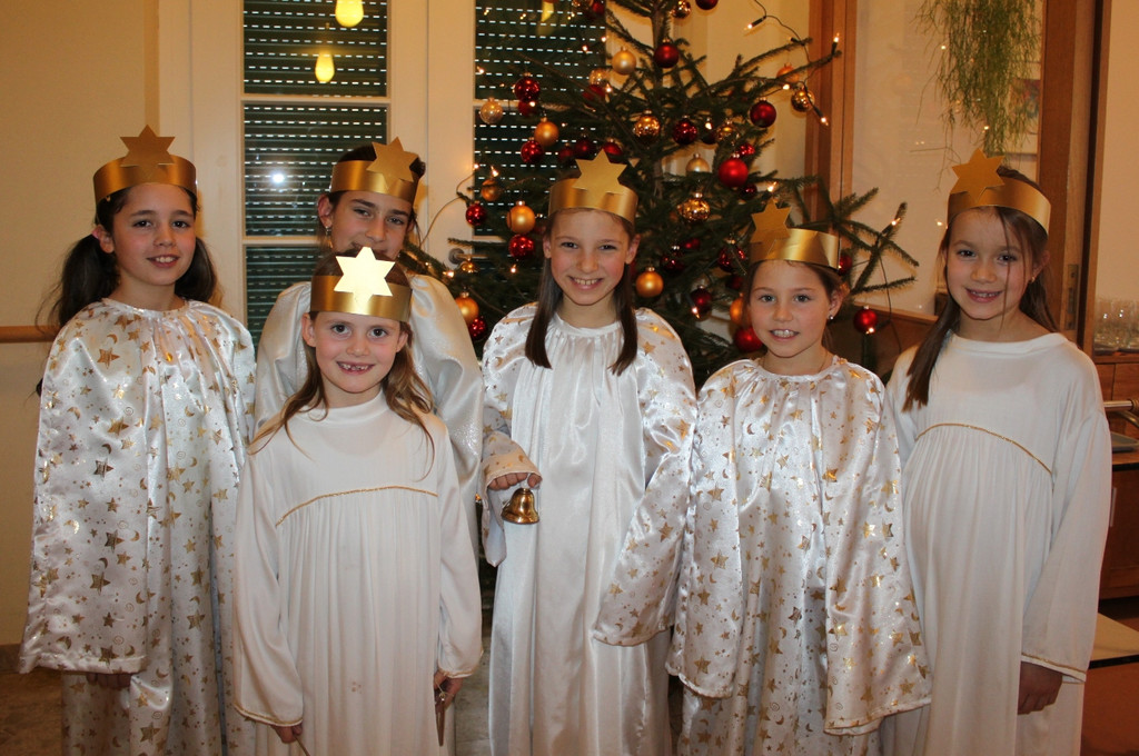 Jesuheim Weihnachtsfeier 2010 _18__jpg-1293122878