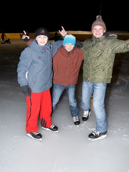 Eislaufplatz Partenen 5_jpg-1293192650