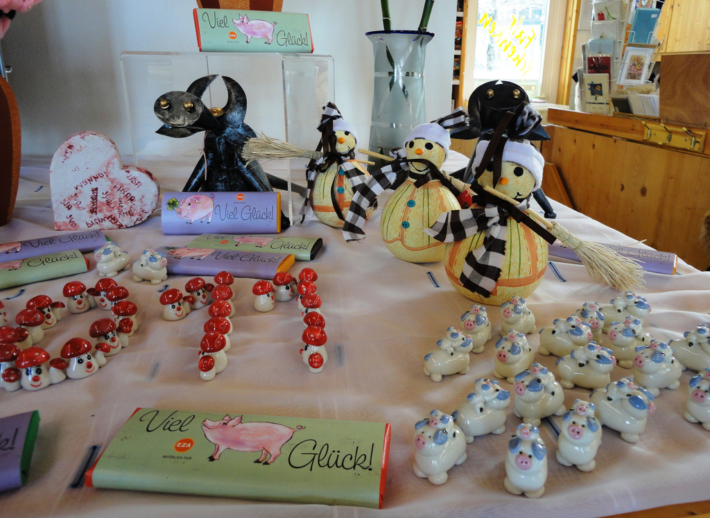 Neujahr im Weltladen 2011 _3__JPG-1293533093