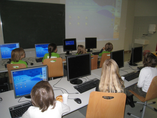 Eichenberg besucht Mittelschule Lochau _16_.jpg