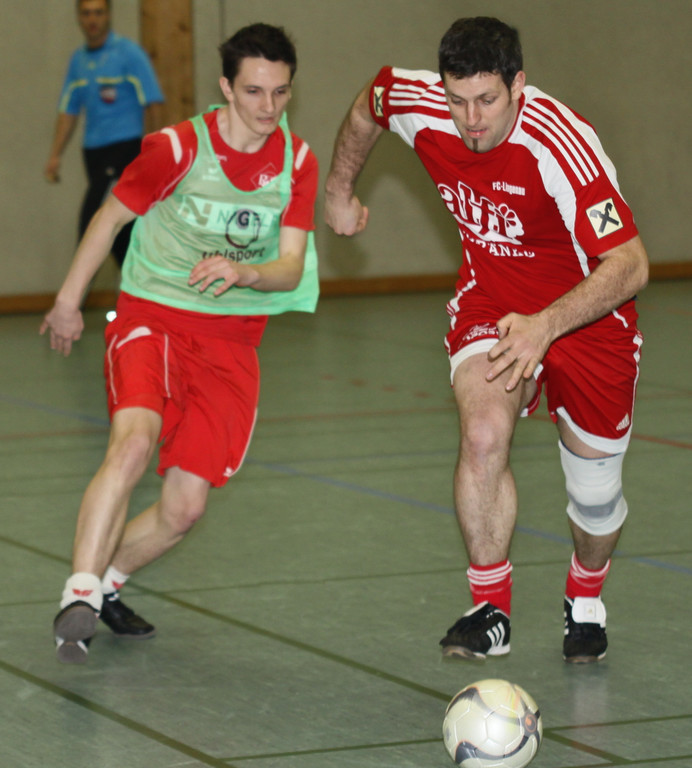 r12_jpg-1293798635
