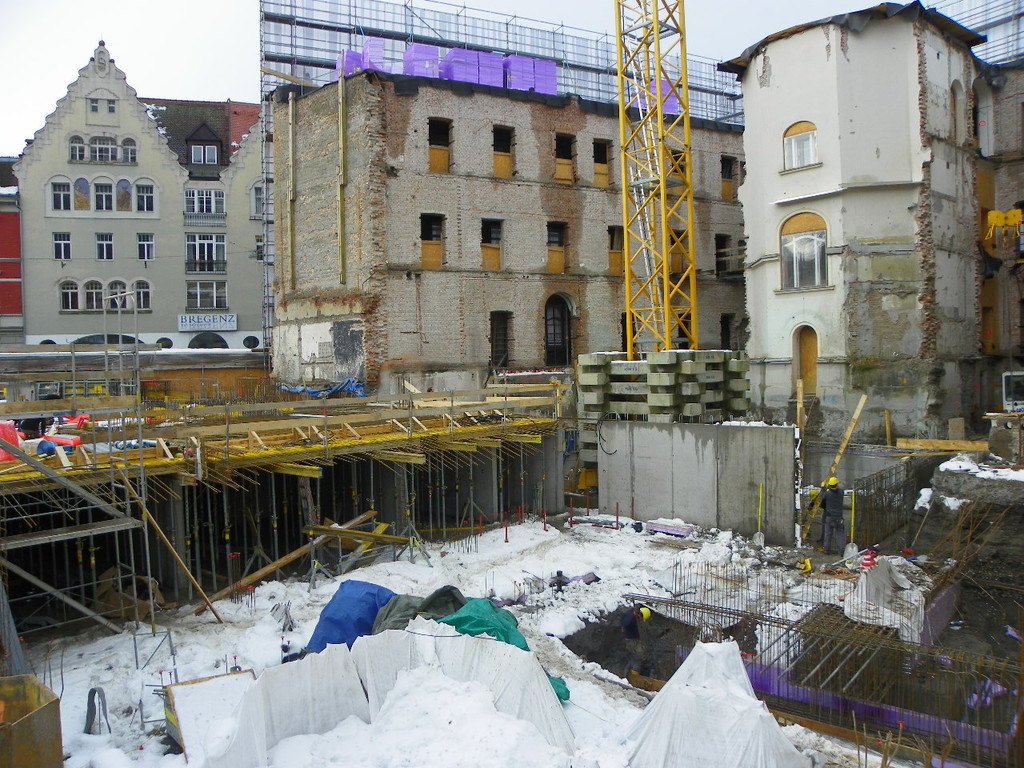 108_4088_jpg-1293799577