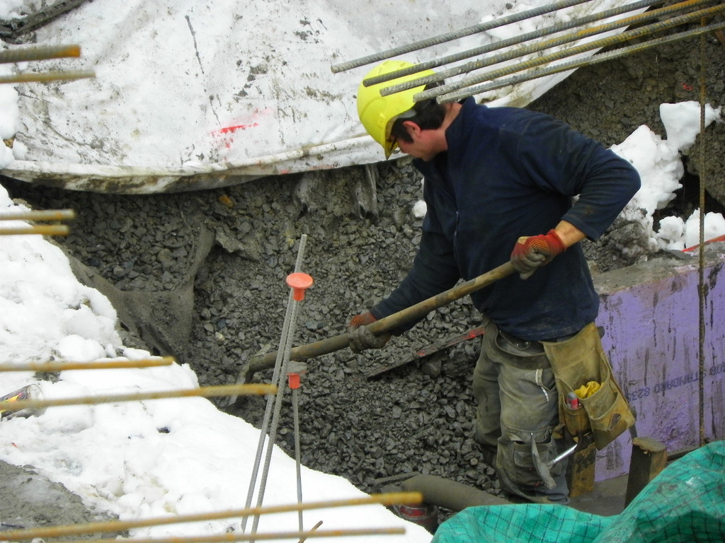 108_4086_jpg-1293799554