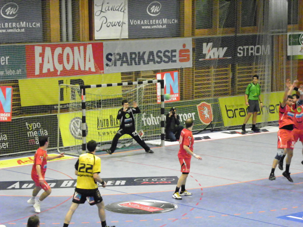 108_5025_jpg-1293800922