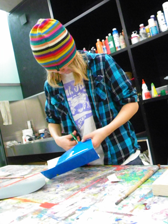 108_4807_jpg-1294080080