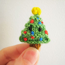 tinyxmastree.jpg