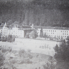 hall1.jpg