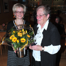 Obfrau Gudrun und Jubilarin Anni.JPG