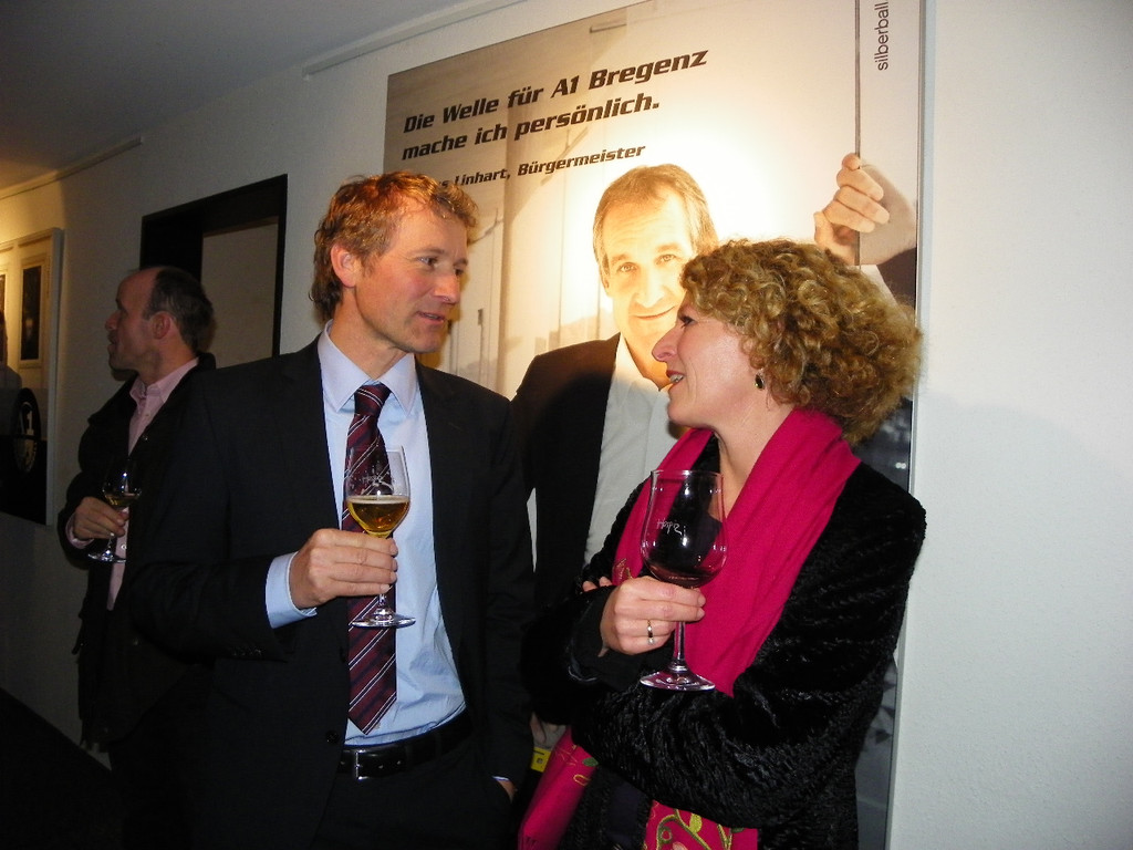 108_7051_jpg-1295137450