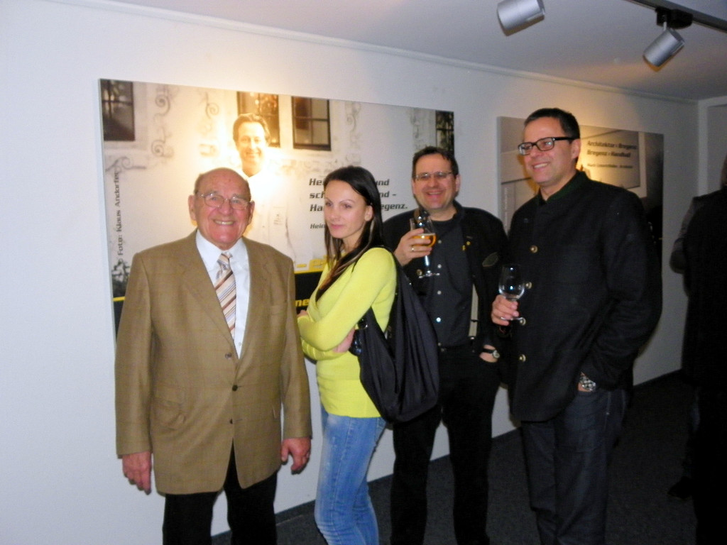 108_7024_jpg-1295137508