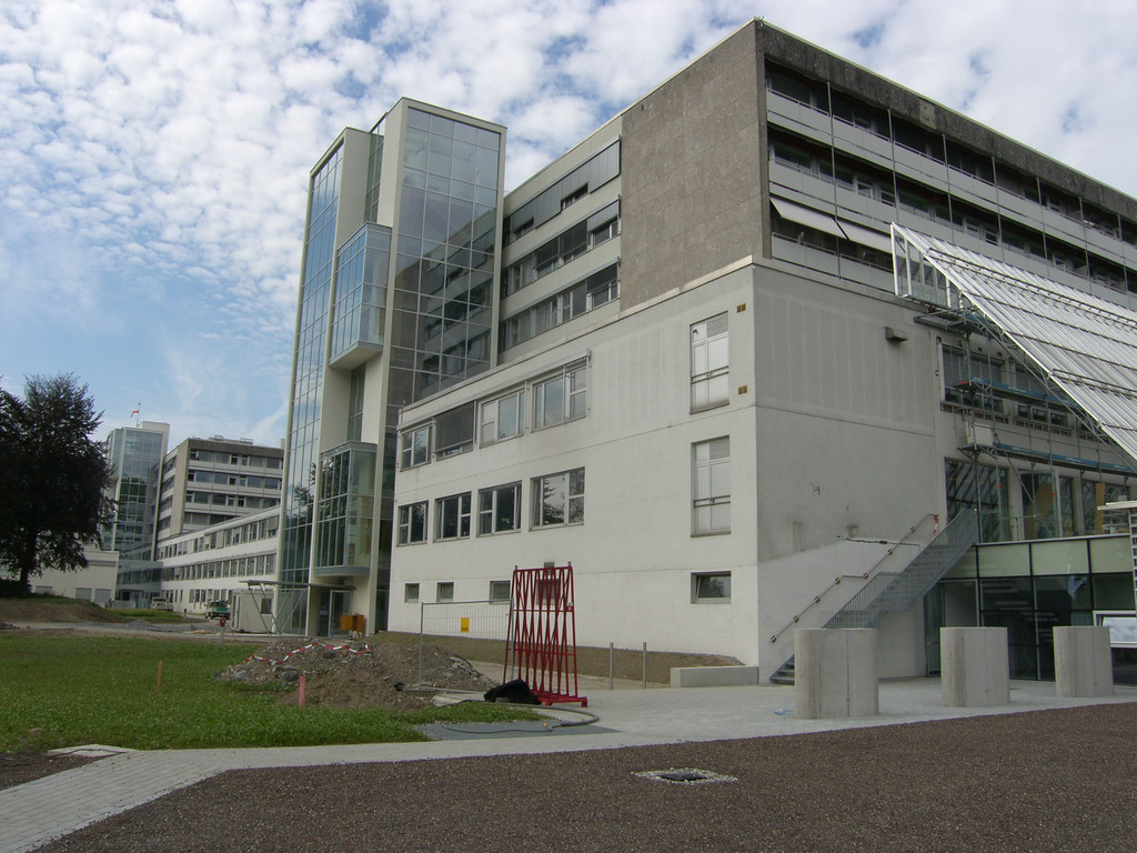 15_JPG-1295200150
